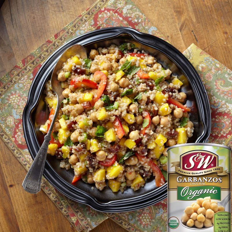 S&W Premium Garbanzo Beans