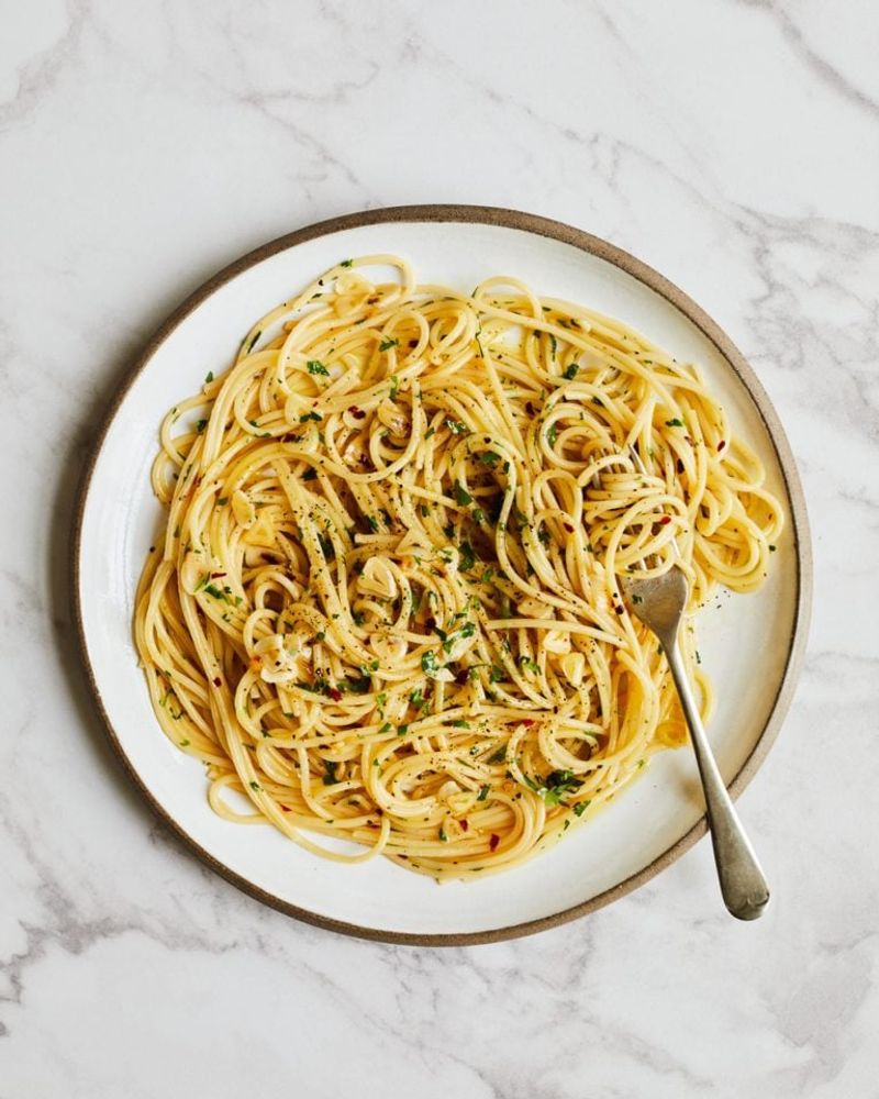Pasta Aglio e Olio (Garlic and Olive Oil Pasta)