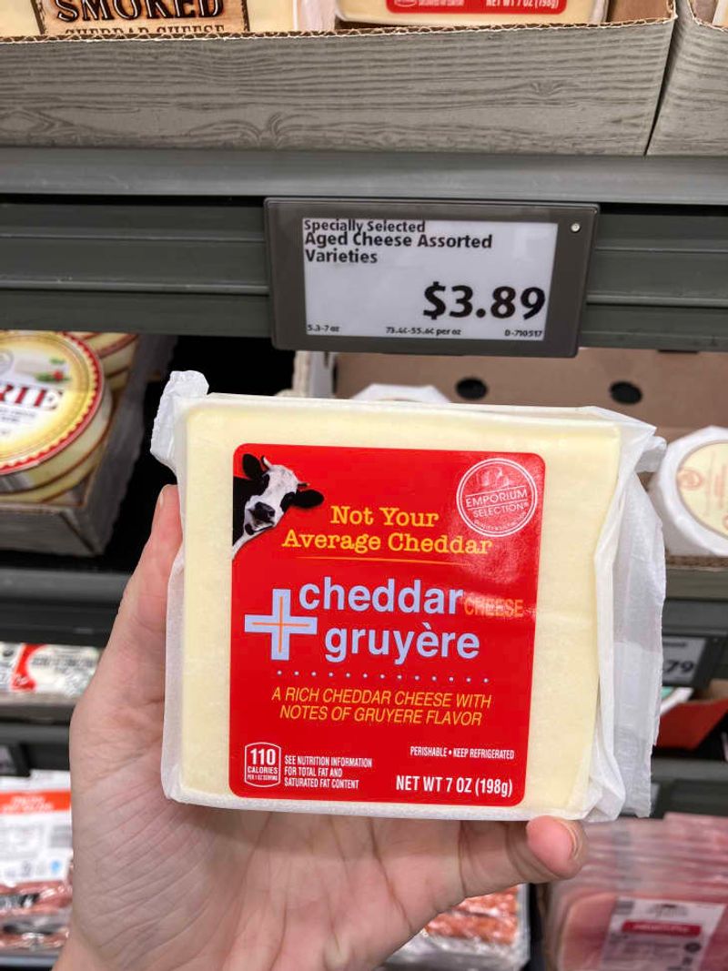 Specially Selected Cheddar Gruyère Blend