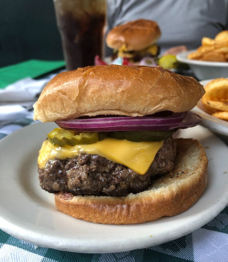 J.G. Melon Cheeseburger (New York, NY)