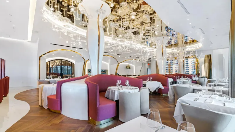 Trendy Spots That Prioritize Decor Over Cuisine