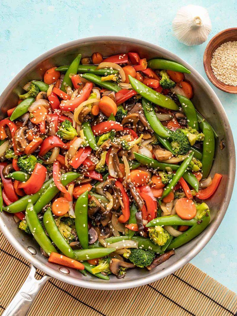 Stir-Fry with Soy Sauce and Mixed Veggies