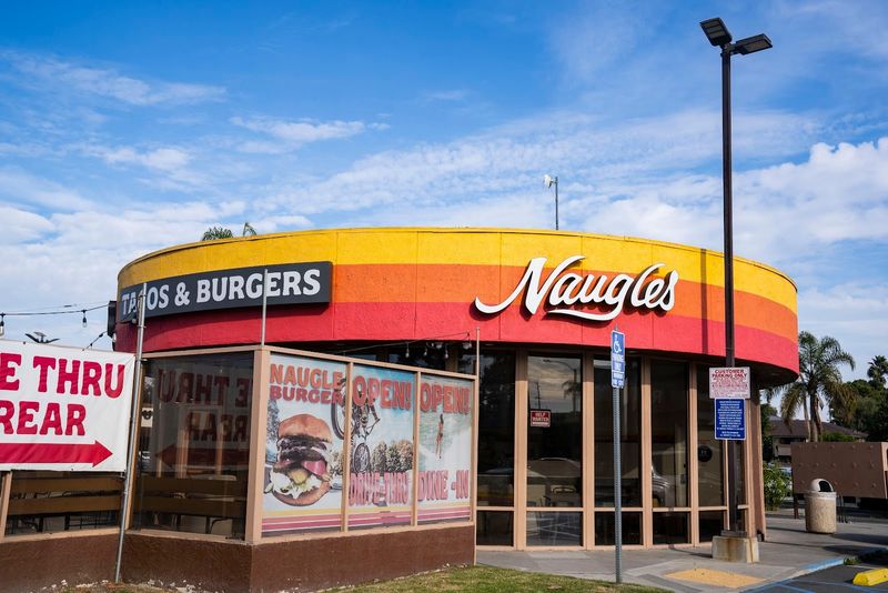 Naugles