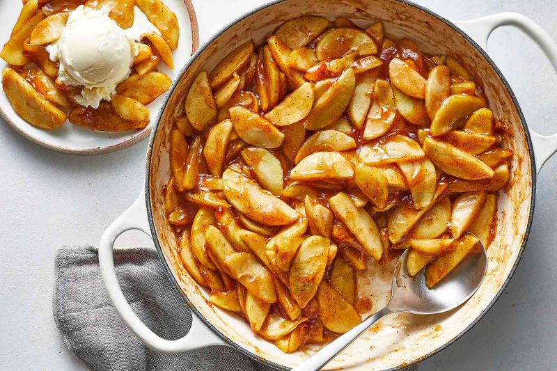 Baked Apples with Cinnamon