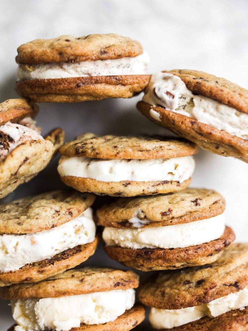 Ice Cream Sandwiches (DIY Style)