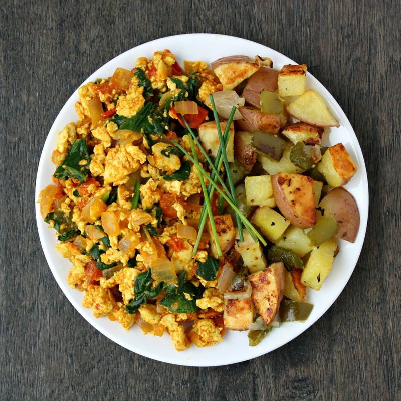 Scrambled Tofu with Spinach & Peppers