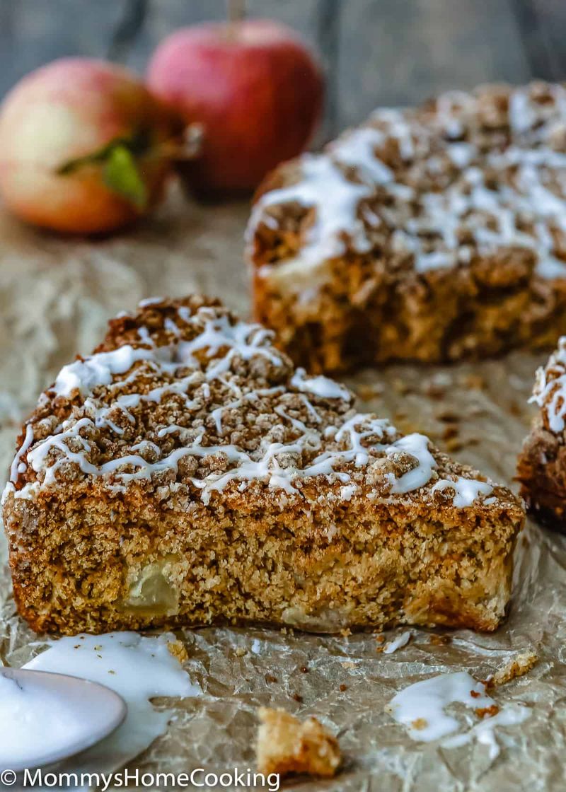Oil-Free Applesauce Cakes