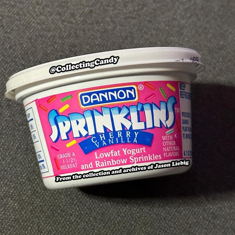Dannon Sprinkl’ins Yogurt