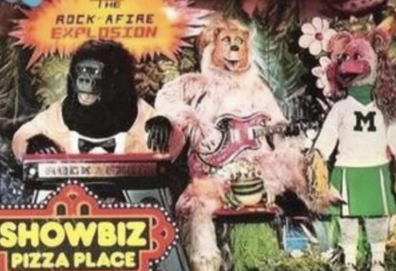 ShowBiz Pizza Place