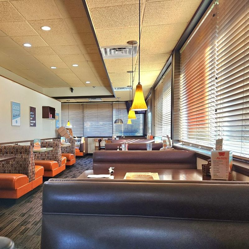 Village Inn
