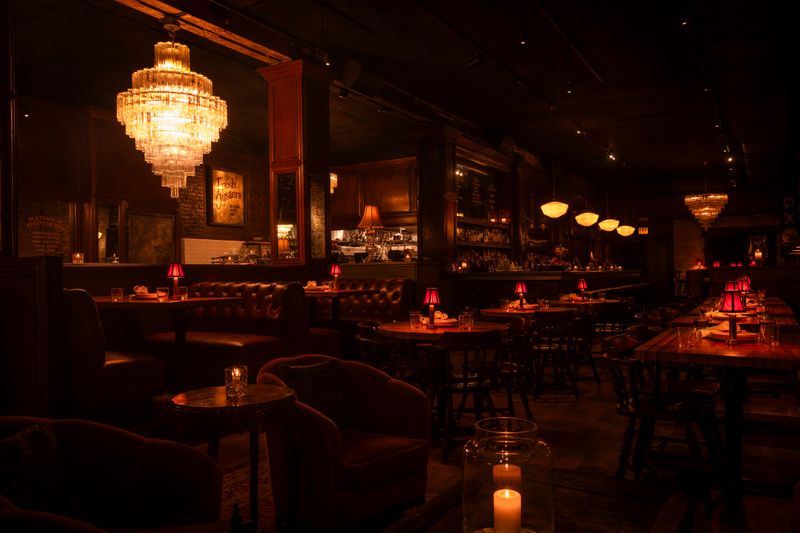 Illinois: Bavette’s Bar & Boeuf – Chicago
