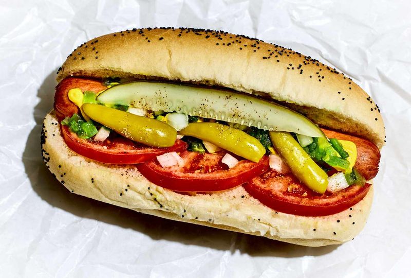 Illinois – Chicago-Style Hot Dog