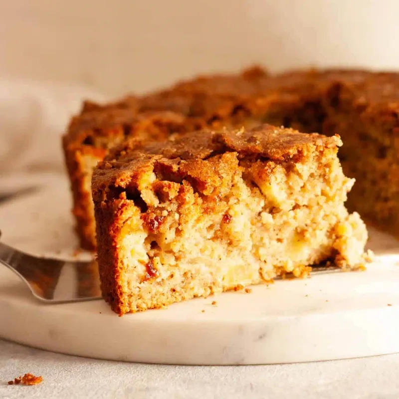 Apple Cinnamon Oat Cake
