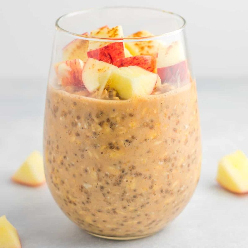 Apple Cinnamon Oatmeal Smoothie