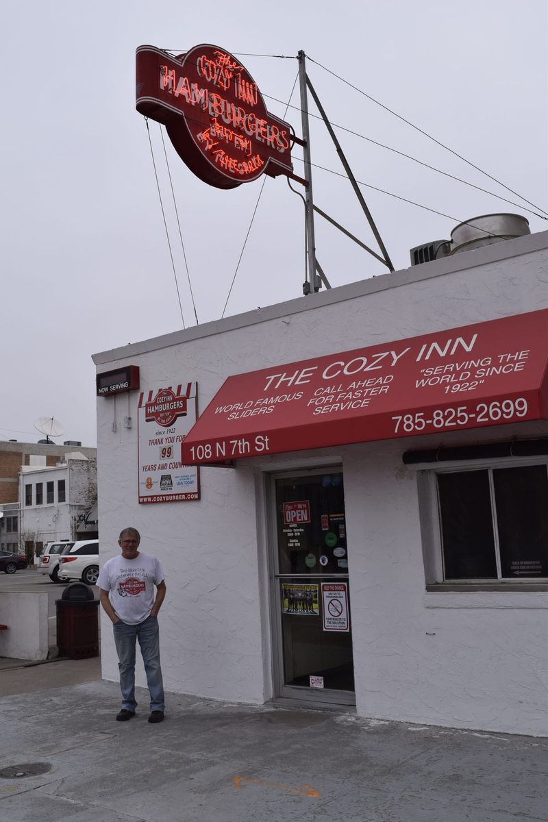 Kansas: The Cozy Inn