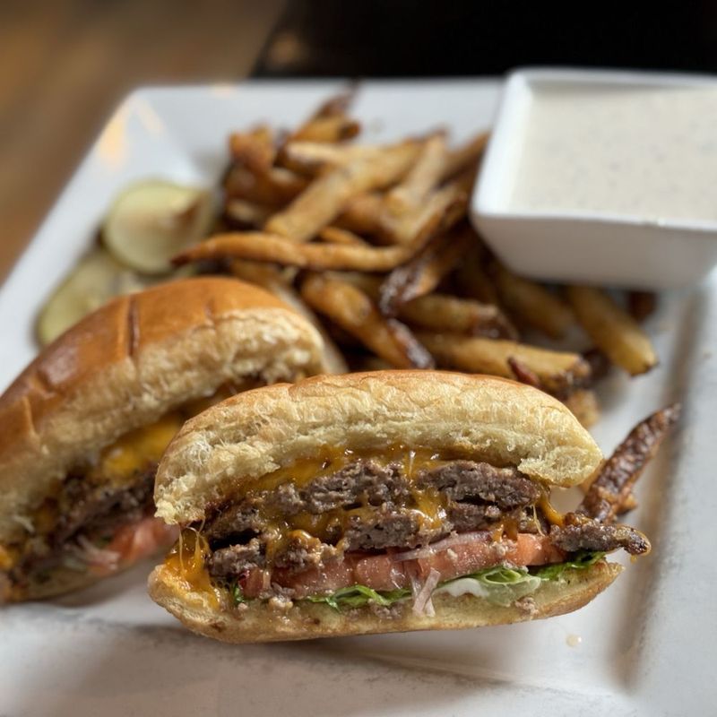 Kansas – Crispy Chicken Fried Steak Sandwich