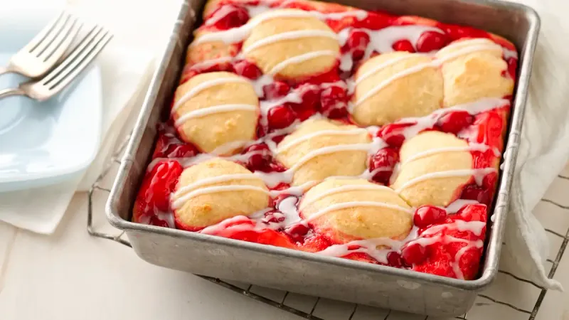 Betty Crocker Fruit Swirl Cakes