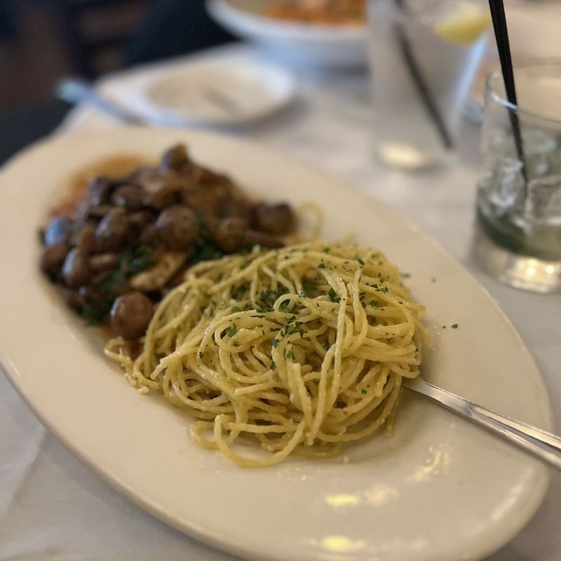 Maggiano’s Little Italy (Some Locations)