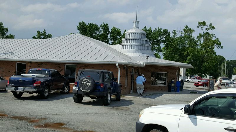Skylight Inn BBQ (Ayden, North Carolina)