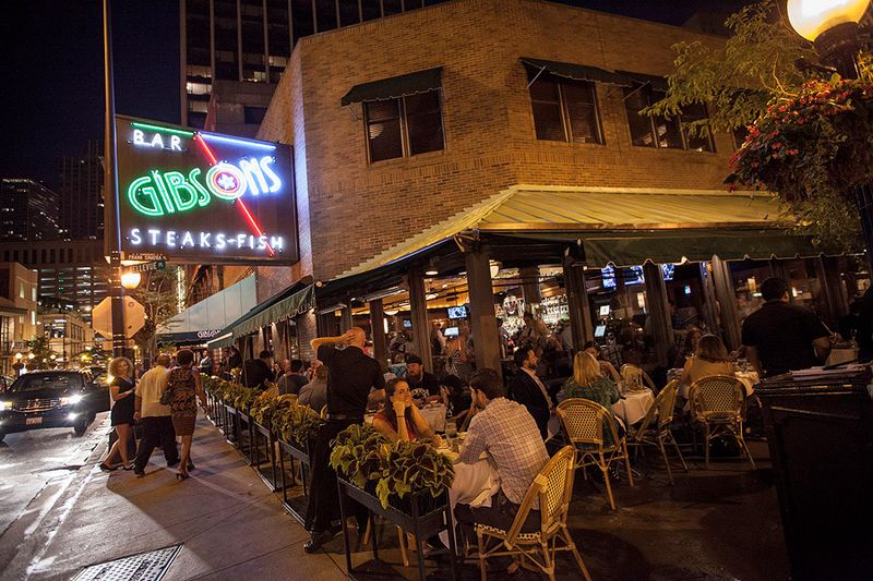 Gibsons Bar & Steakhouse (Chicago, IL)