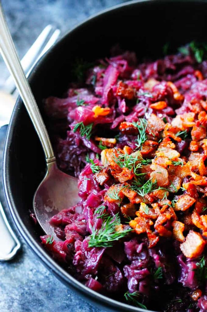 German Braised Red Cabbage (Rotkohl)