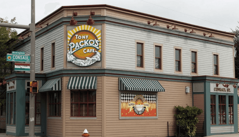 Tony Packo’s – Toledo