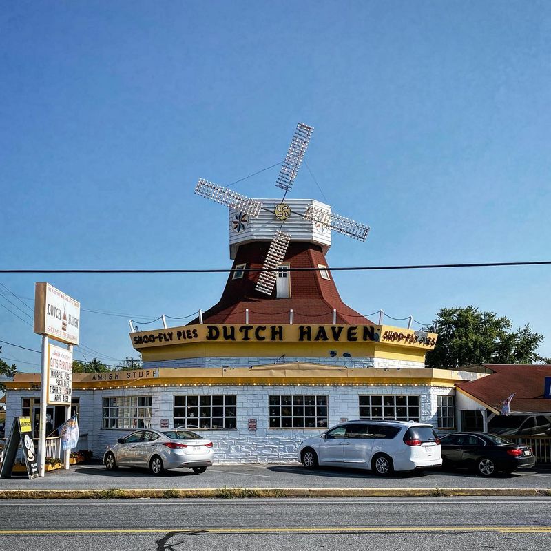 Dutch Haven Shoofly Pie Bakery (Ronks)