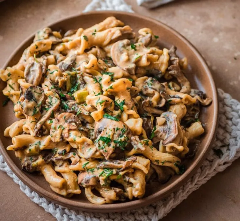 Creamy Vegan Mushroom Stroganoff