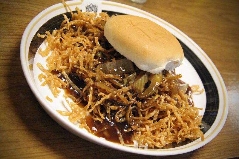 Massachusetts: Chow Mein Sandwich