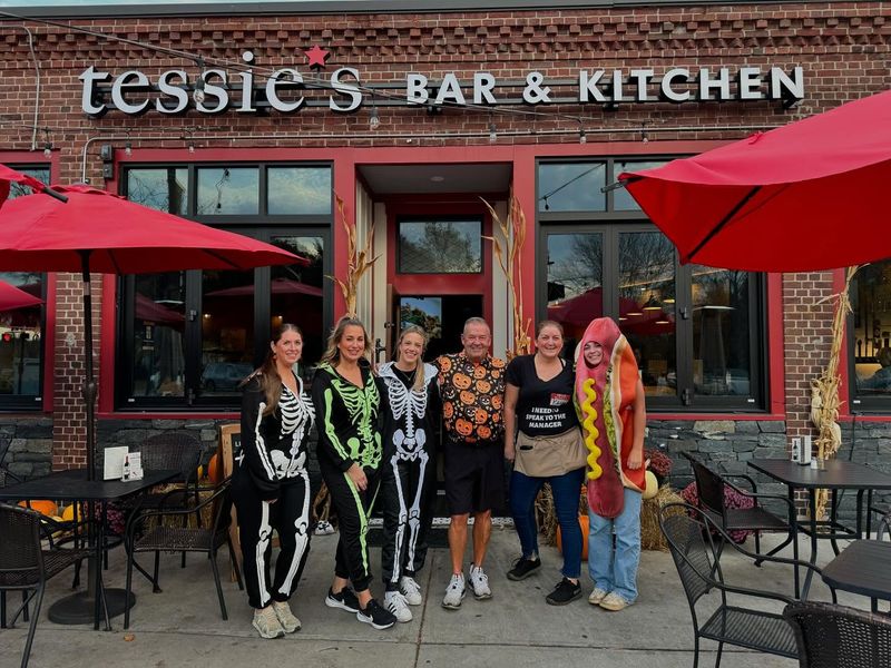 Massachusetts – Tessie’s Bar & Kitchen (Waltham)