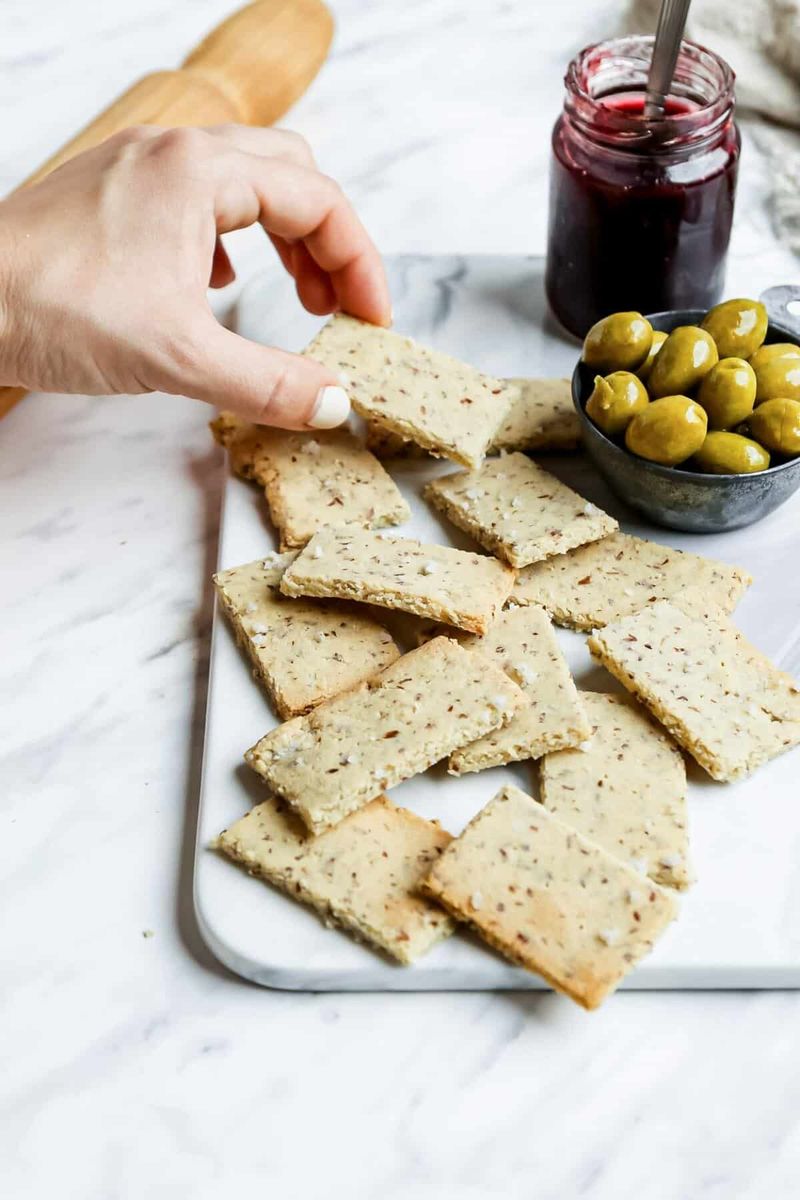 Simple Mills Almond Flour Crackers