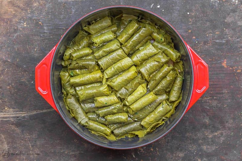 Stuffed Grape Leaves (Dolmas, in oil)