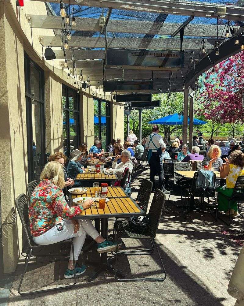 Minnesota: Longfellow Grill (Minneapolis)
