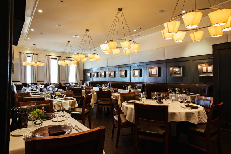 Hall’s Chophouse – South Carolina