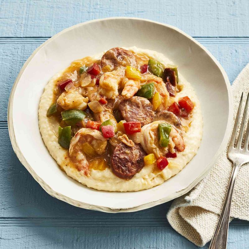 Shrimp and Grits (Southern-Style)