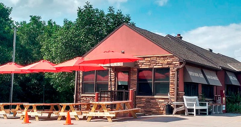 Nebraska – Stella’s Bar & Grill (Bellevue)