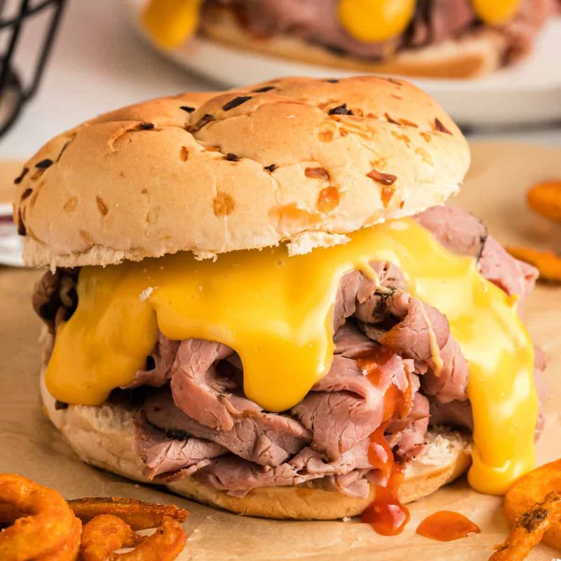 Roast Beef ‘n Cheddar Melt (Arby’s Original Version)