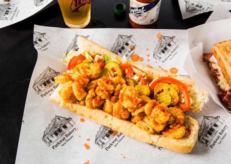 Parkway Bakery & Tavern (During Peak Hours) – New Orleans, LA