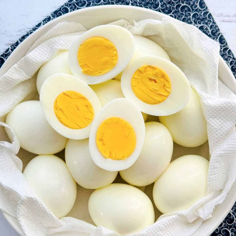 Myth: You must add vinegar to the water to peel eggs easily