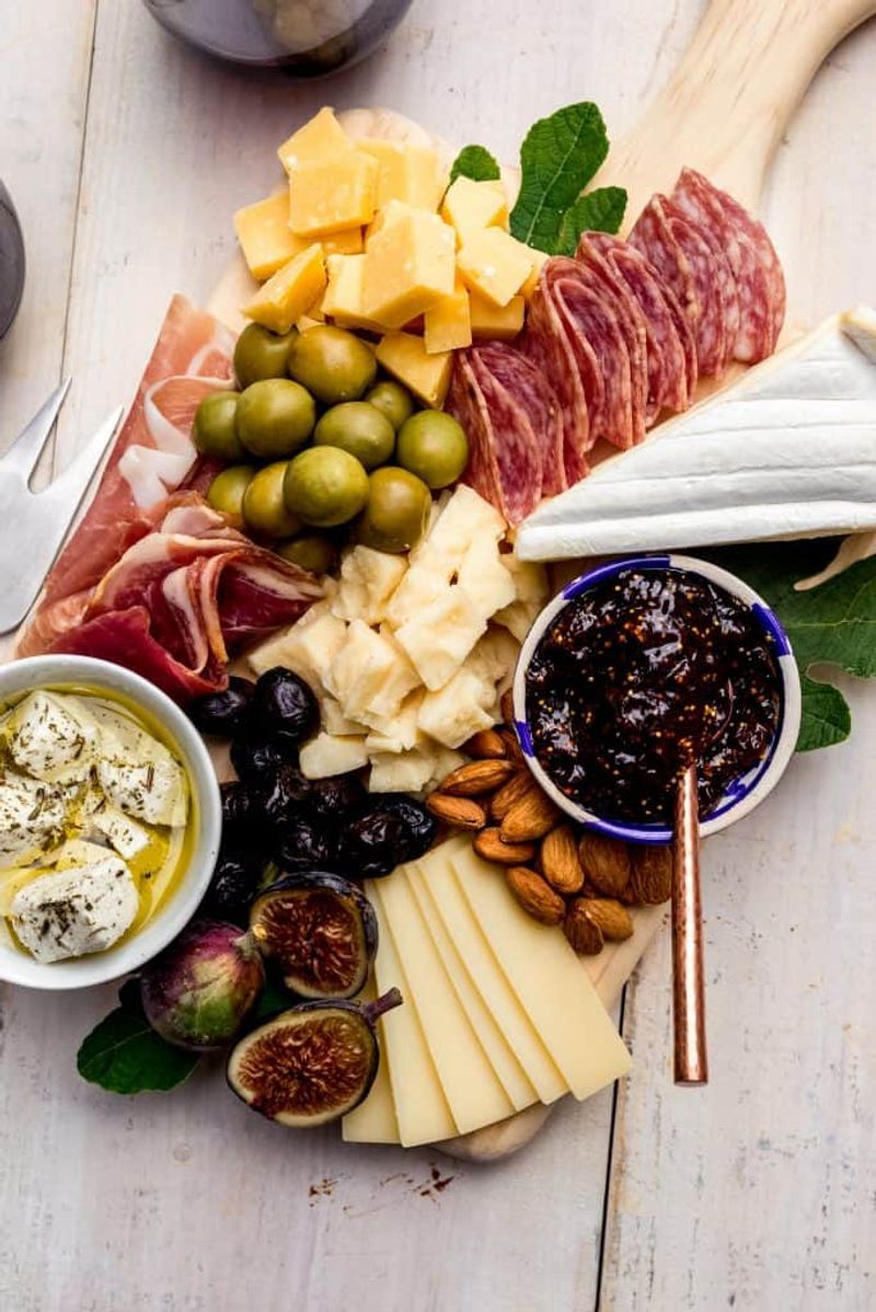 Pre-Cut Cheese Boards