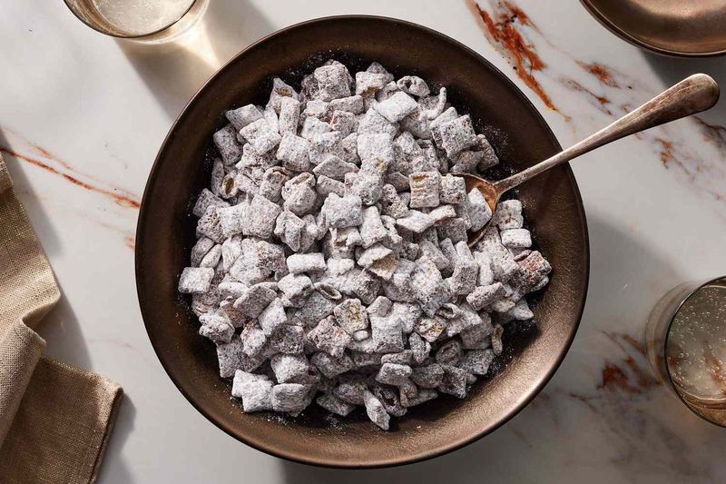 Puppy Chow (Muddy Buddies)