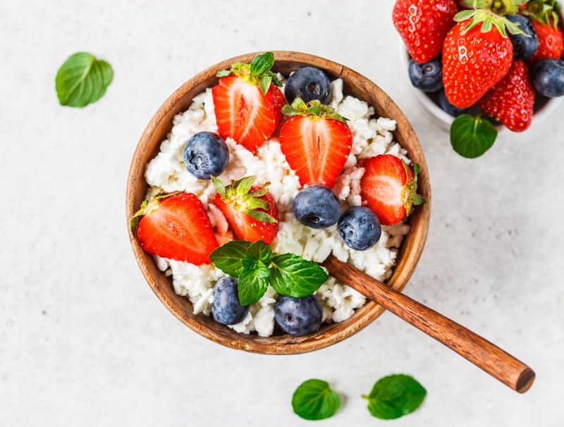 Cottage Cheese with Berries