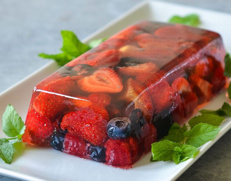 Berry Gelatin Desserts