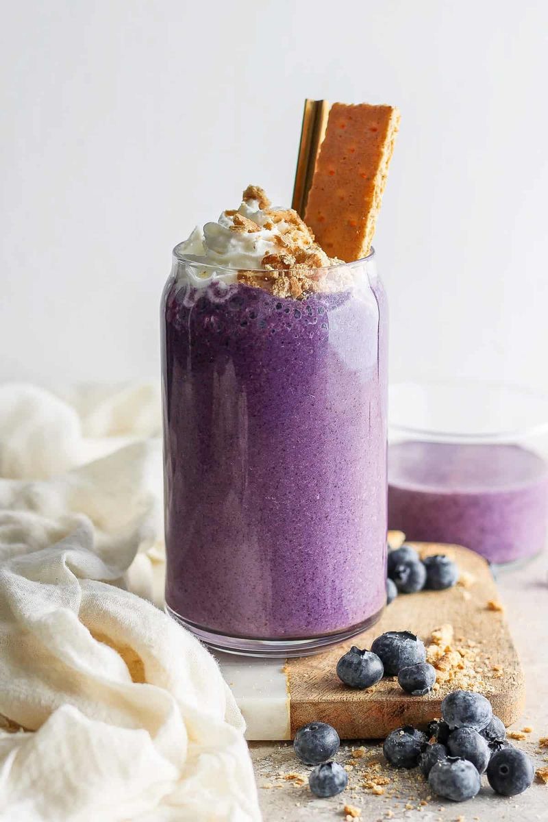 Blueberry Cheesecake Smoothie