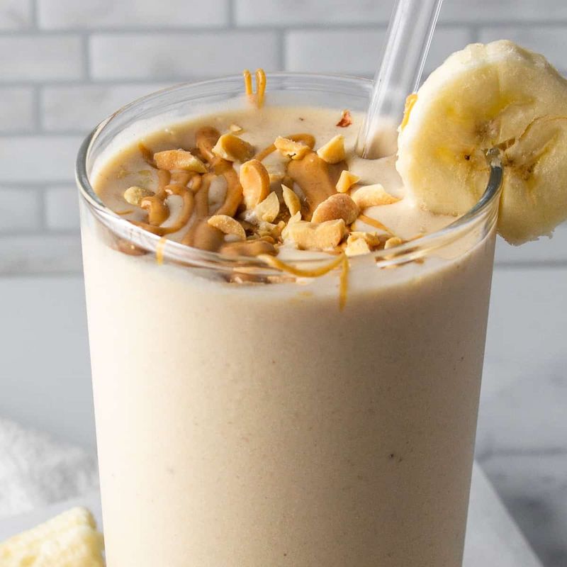 Peanut Butter Banana Oat Shake