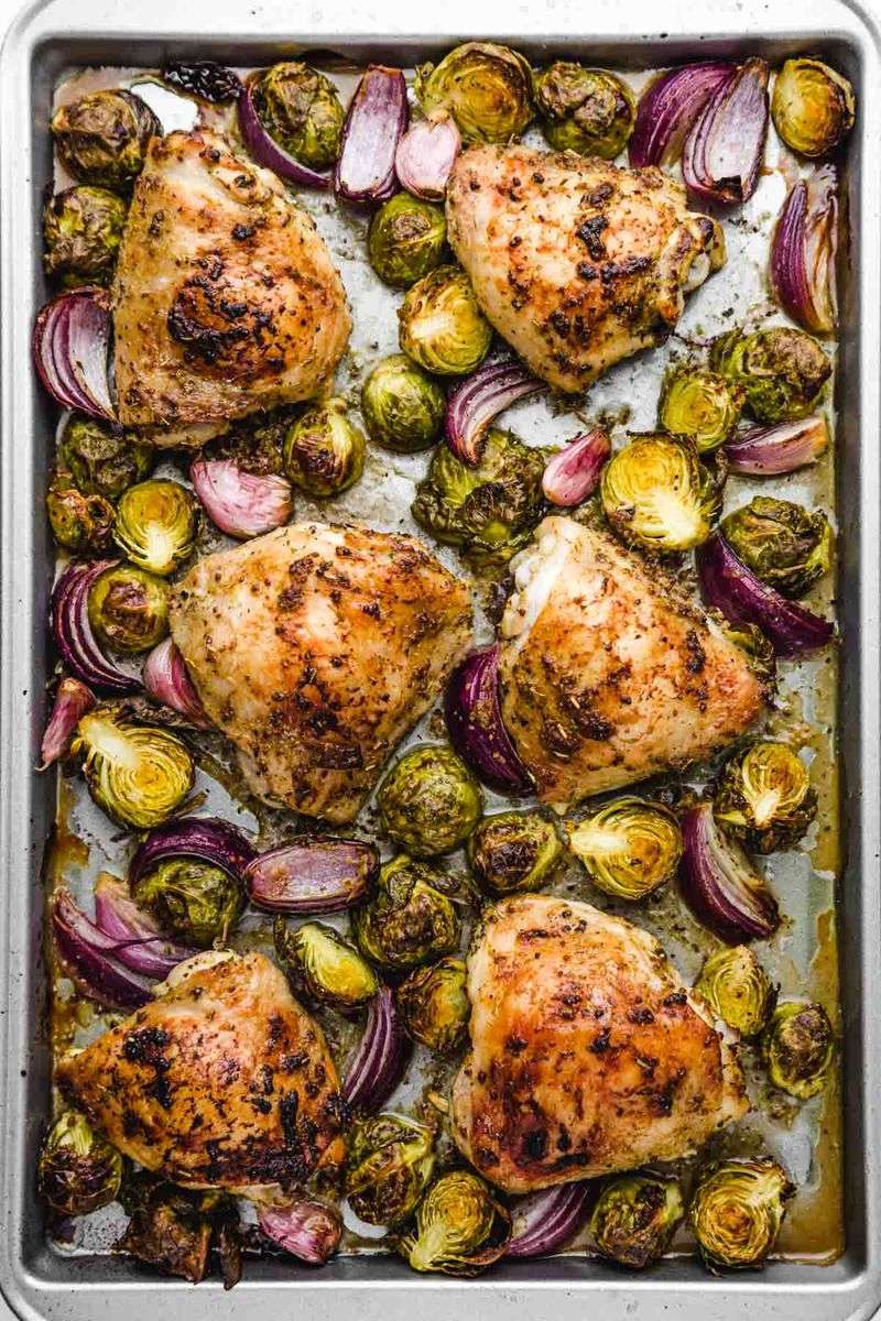 One-Pan Baked Chicken Thighs