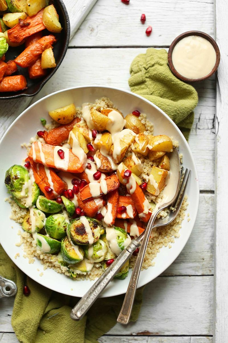 Quinoa & Roasted Veggie Bowl