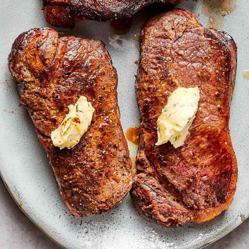 Chuck Steak (Without Marbling)