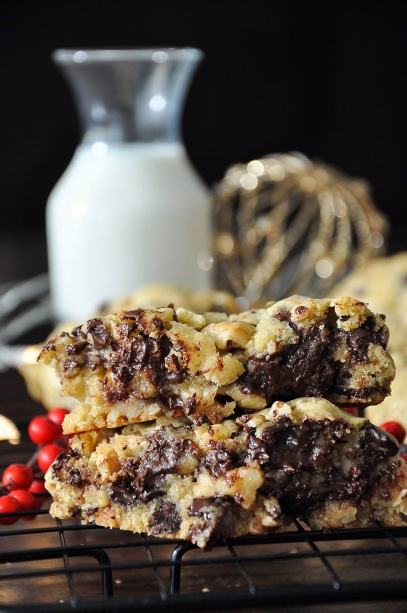 Levain Bakery’s Chocolate Chip Walnut Cookie