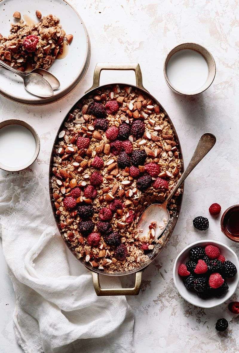 Berry Almond Baked Oatmeal